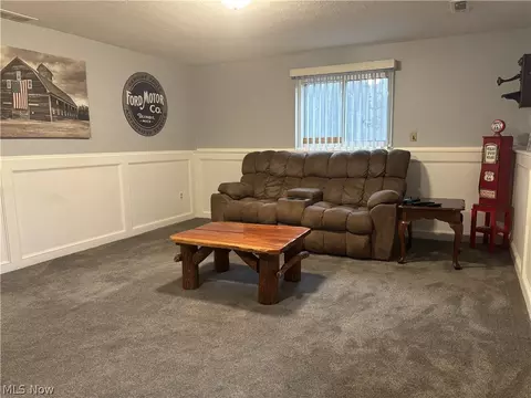 Living - 236 Northfield Dr, Elyria, OH 44035 photo 2 of 3