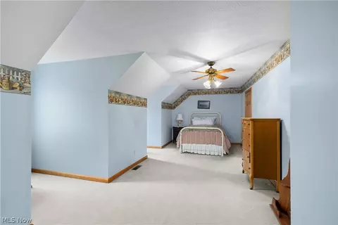 Bedroom - 10909 Ruby, Cambridge, OH 43725 photo 9 of 10