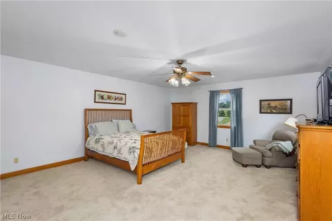 Bedroom - 10909 Ruby, Cambridge, OH 43725 photo 2 of 10