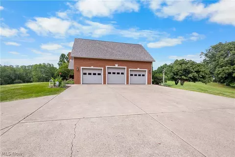 Exterior - 10909 Ruby, Cambridge, OH 43725 photo 6 of 7