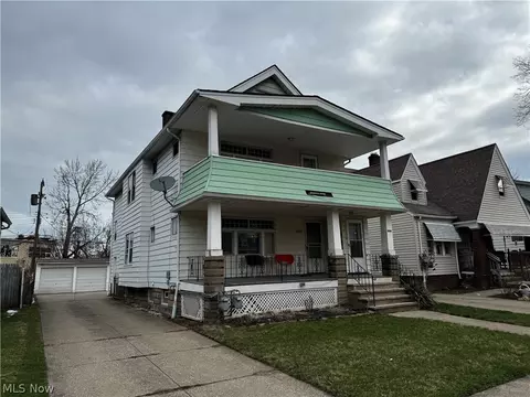 6814-6816 Bradley Ave, Parma, OH 44129 photo 2