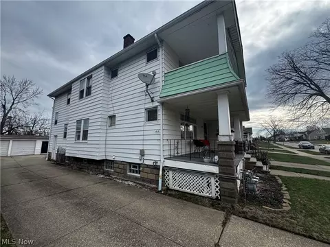 6814-6816 Bradley Ave, Parma, OH 44129 photo 3