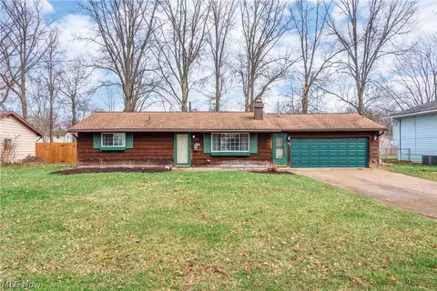 5785 Deborah Dr, North Ridgeville, OH 44039