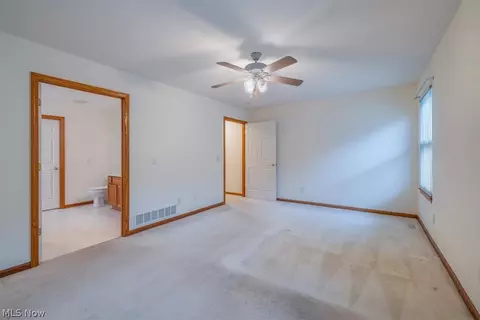 501 Falling Leaf Dr, Seven Hills, OH 44131 photo 13