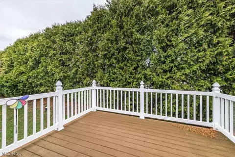 501 Falling Leaf Dr, Seven Hills, OH 44131 photo 25