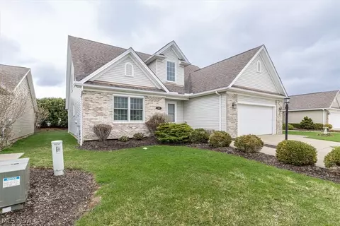 501 Falling Leaf Dr, Seven Hills, OH 44131 photo 27