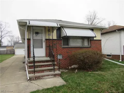 330 Paul St, Bedford, OH 44146