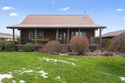 9684 Shepler Church Ave, Bolivar, OH 44612