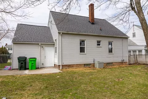 795 E 260th St, Euclid, OH 44132 photo 40