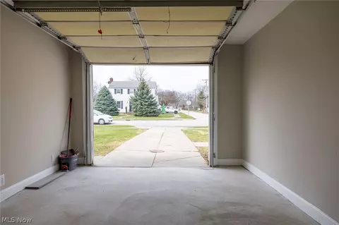 795 E 260th St, Euclid, OH 44132 photo 34