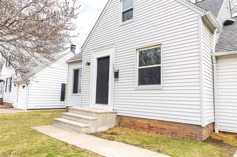 795 E 260th St, Euclid, OH 44132 photo 39