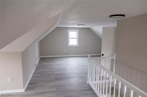 795 E 260th St, Euclid, OH 44132 photo 17