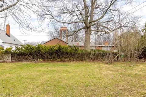 795 E 260th St, Euclid, OH 44132 photo 36