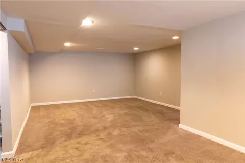 795 E 260th St, Euclid, OH 44132 photo 26