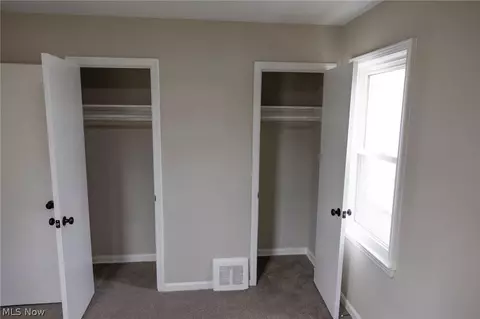 795 E 260th St, Euclid, OH 44132 photo 11