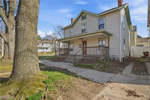 638 6th St, Marietta, OH 45750