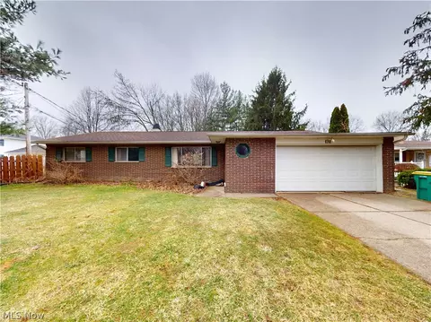 6240 Melshore Dr, Mentor, OH 44060