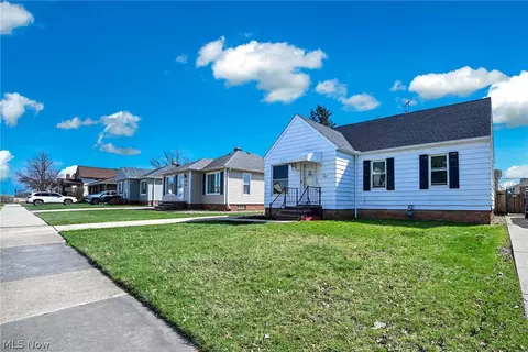 7615 Kenilworth Ave, Parma, OH 44129