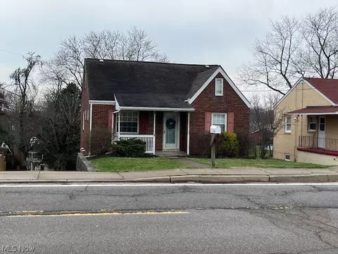 3636 Pennsylvania Ave, Weirton, WV 26062