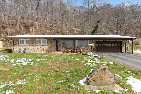 52736 Fisher Hill Rd, Clarington, OH 43915