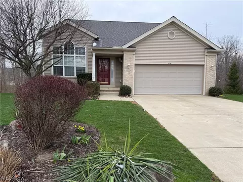 2541 Redtail Ct, Twinsburg, OH 44087