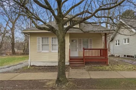 262 Sobul Ave, Akron, OH 44305