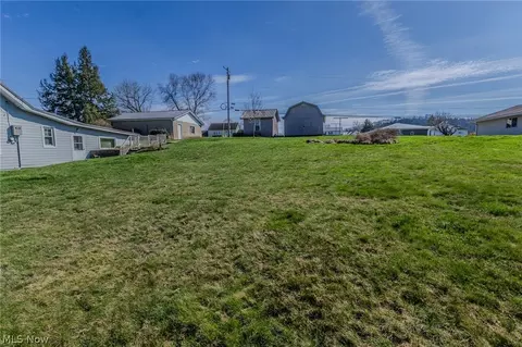 Exterior - 208 Stealey St, Middlebourne, WV 26149 photo 7 of 7