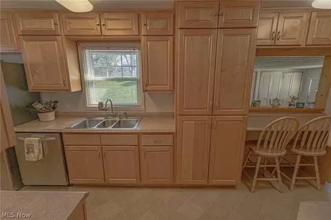 Kitchen - 208 Stealey St, Middlebourne, WV 26149 photo 4 of 4