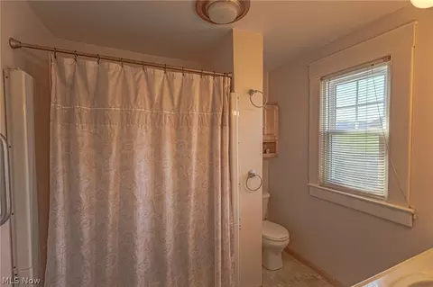 Bath - 208 Stealey St, Middlebourne, WV 26149 photo 1 of 2