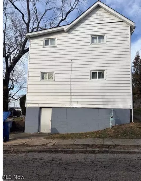 1109 Carlisle Ave, Cambridge, OH 43725