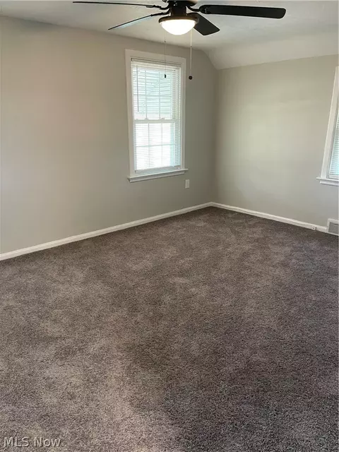 Bedroom - 1663 Lyndhurst, Lyndhurst, OH 44124 photo 2 of 9