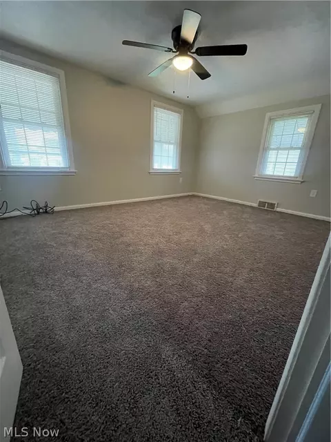 Bedroom - 1663 Lyndhurst, Lyndhurst, OH 44124 photo 2 of 9