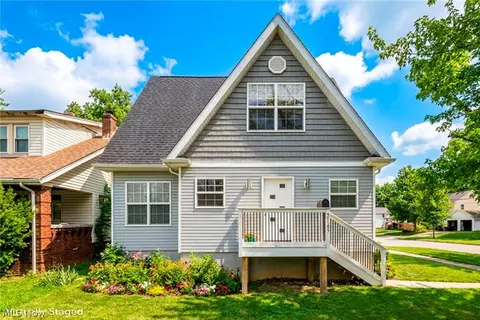 2145 N Taylor Rd, Cleveland Heights, OH 44112