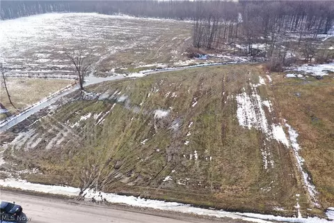 Adams Road, Kingsville, OH 44048