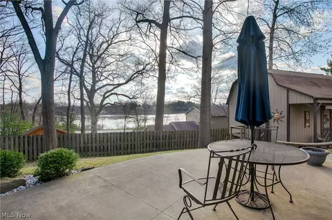 5124 Beachview Cir NW, Canton, OH 44708 photo 10