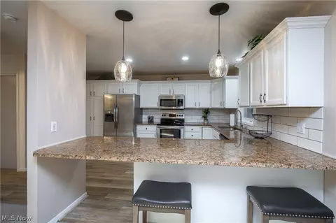 5124 Beachview Cir NW, Canton, OH 44708 photo 37