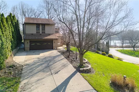 5124 Beachview Cir NW, Canton, OH 44708 photo 6
