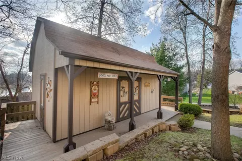 5124 Beachview Cir NW, Canton, OH 44708 photo 13