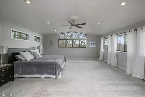 5124 Beachview Cir NW, Canton, OH 44708 photo 48