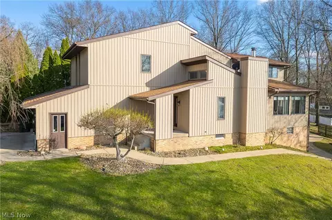 5124 Beachview Cir NW, Canton, OH 44708 photo 7