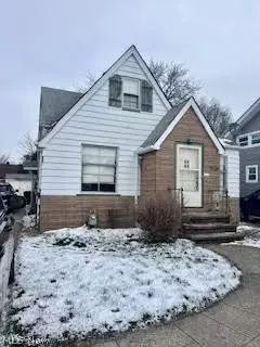 6814 Dartworth Dr, Parma, OH 44129