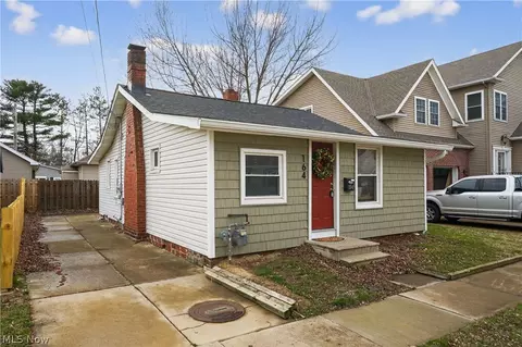164 E 317th St, Willowick, OH 44095