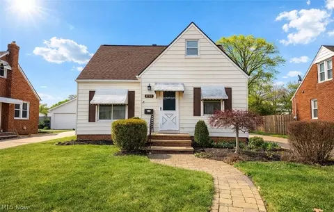 1753 Temple Ave, Mayfield Heights, OH 44124