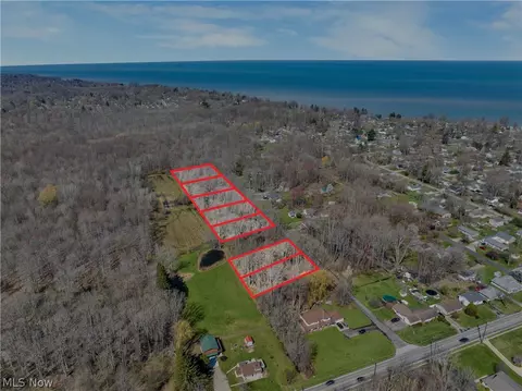 Magnolia Drive, Madison, OH 44057