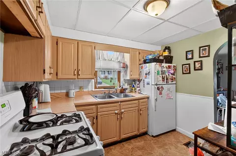 1314 Pearl Dr SE, Massillon, OH 44646 photo 12