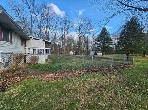 6070 Highton St SW, Navarre, OH 44662 photo 7