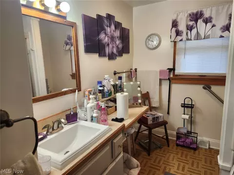 6070 Highton St SW, Navarre, OH 44662 photo 2