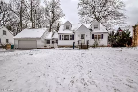 175 Overlook Rd, Painesville, OH 44077