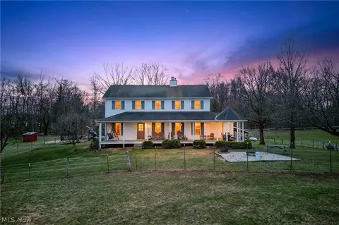 18440 Hobart Rd, West Farmington, OH 44491