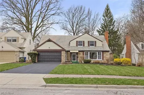 1426 Westover Rd, Cleveland Heights, OH 44118 photo 1